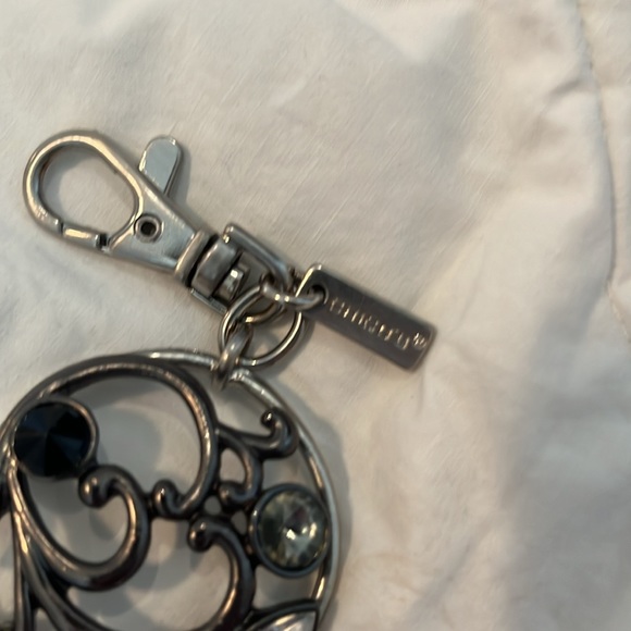 Women’s Chico’s silver chain belt with black clear & grey crystals - Picture 7 of 12